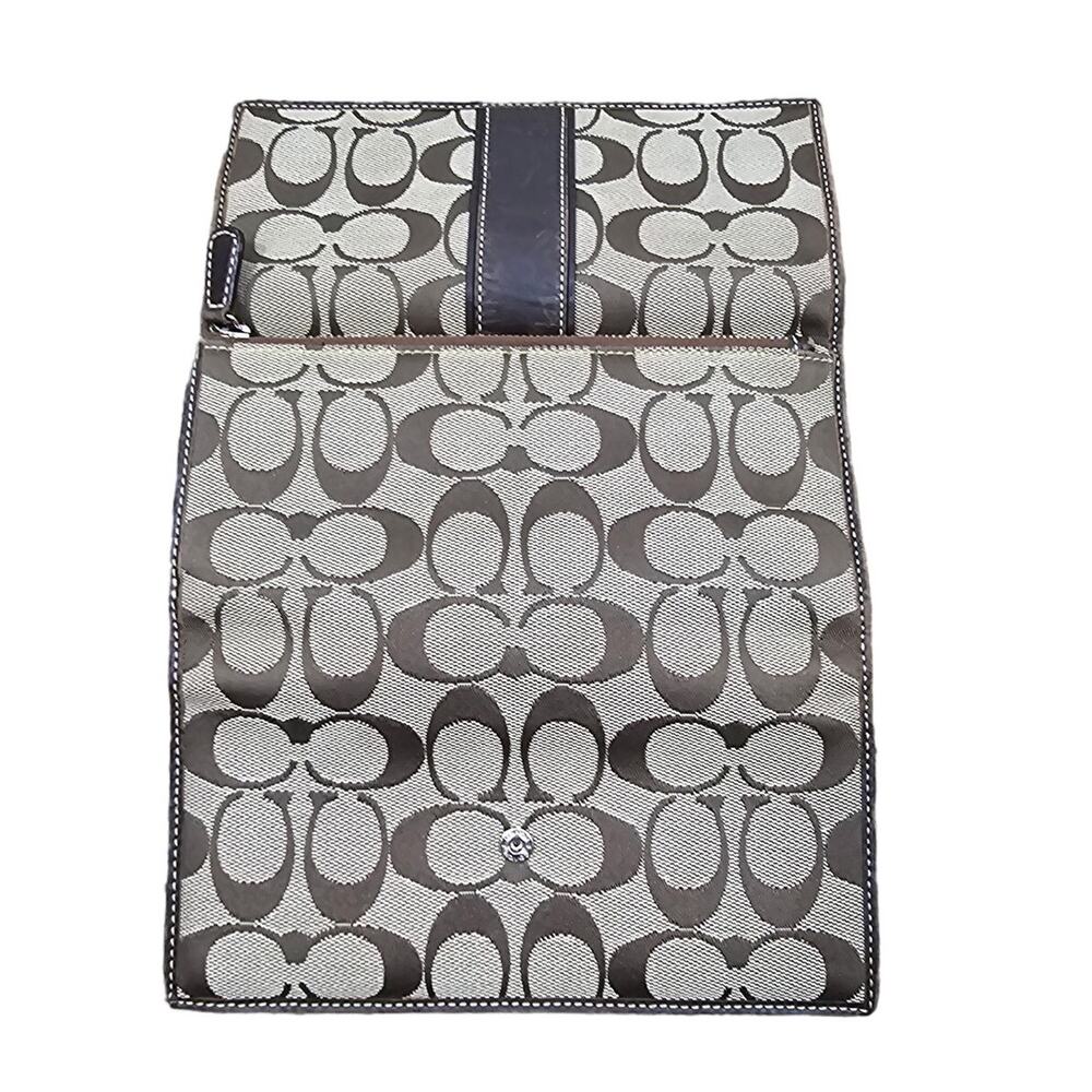 Coach Signature Stagecoach Monogram Brown Wallet - Picture 2 of 3
